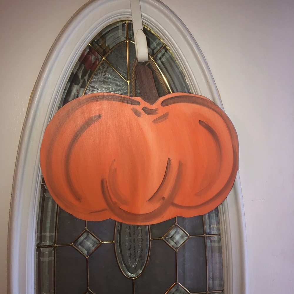 Pumpkin hanger